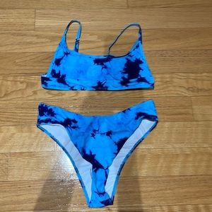 blue tie-dye bikini set